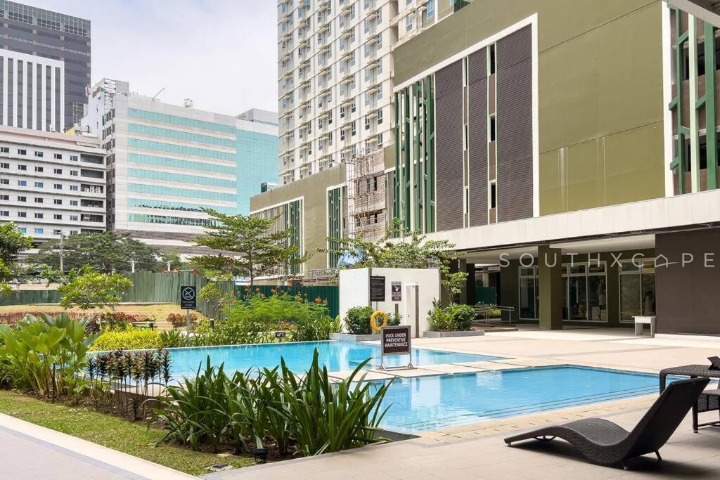 Apartment Furnished In Avida Towers Riala, It Park With Pool, Fast Wifi, Netflix And Cebu