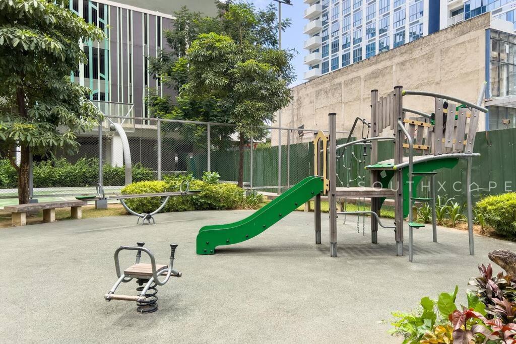 Furnished In Avida Towers Riala, It Park With Pool, Fast Wifi, Netflix And * Cebu