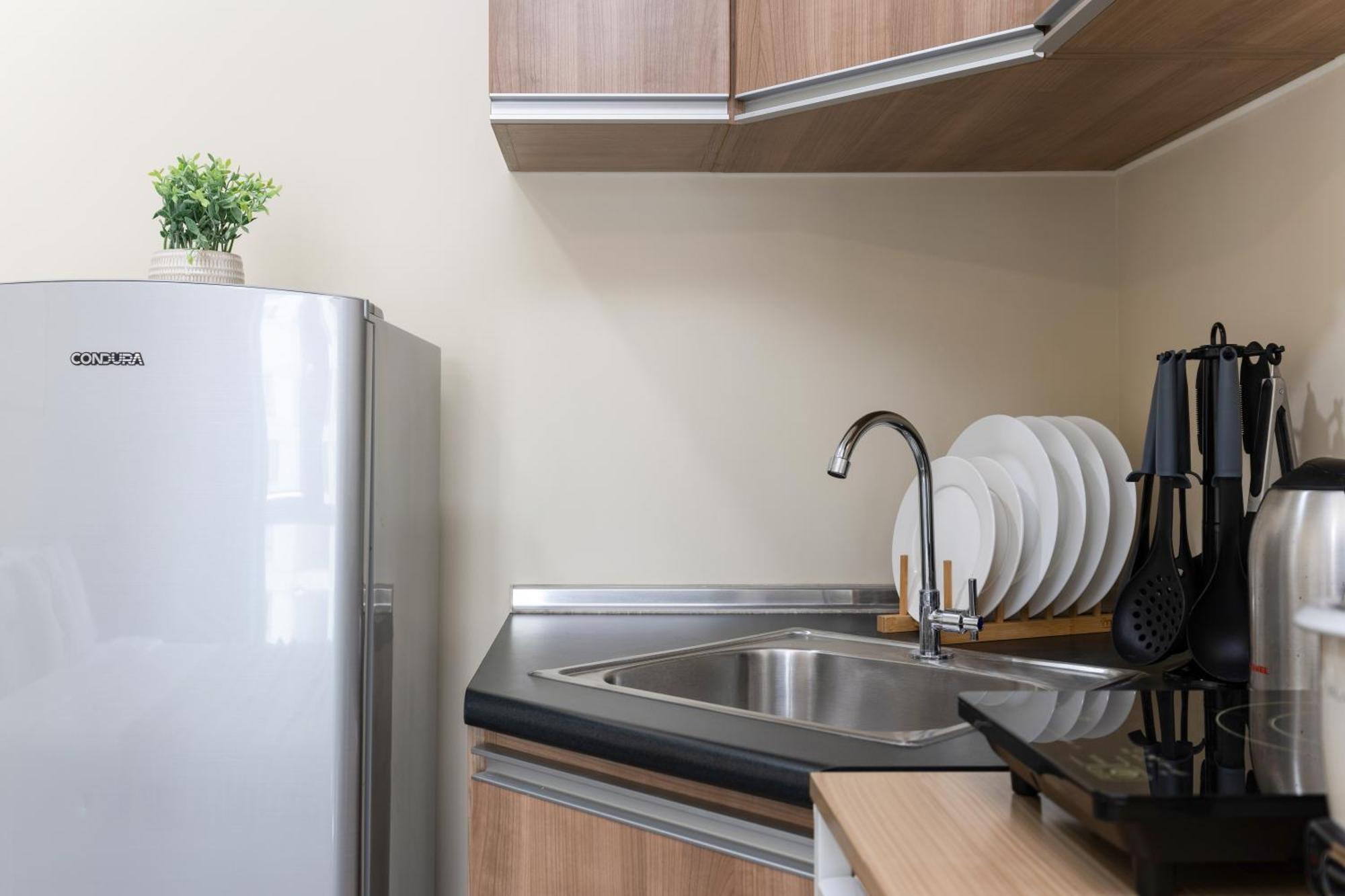Furnished In Avida Towers Riala, It Park With Pool, Fast Wifi, Netflix And Apartment *