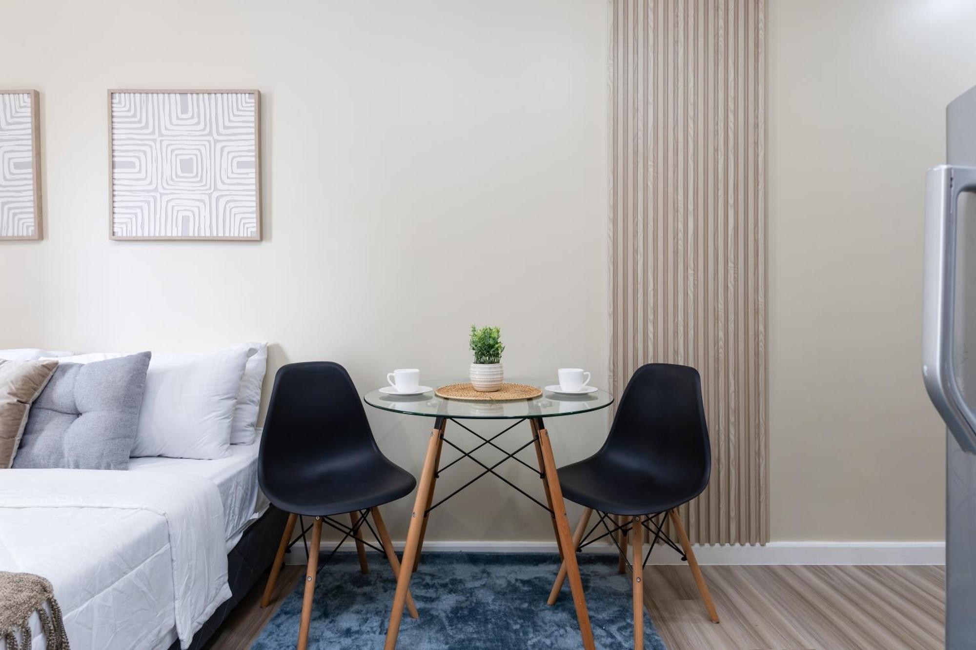 Apartment Furnished In Avida Towers Riala, It Park With Pool, Fast Wifi, Netflix And