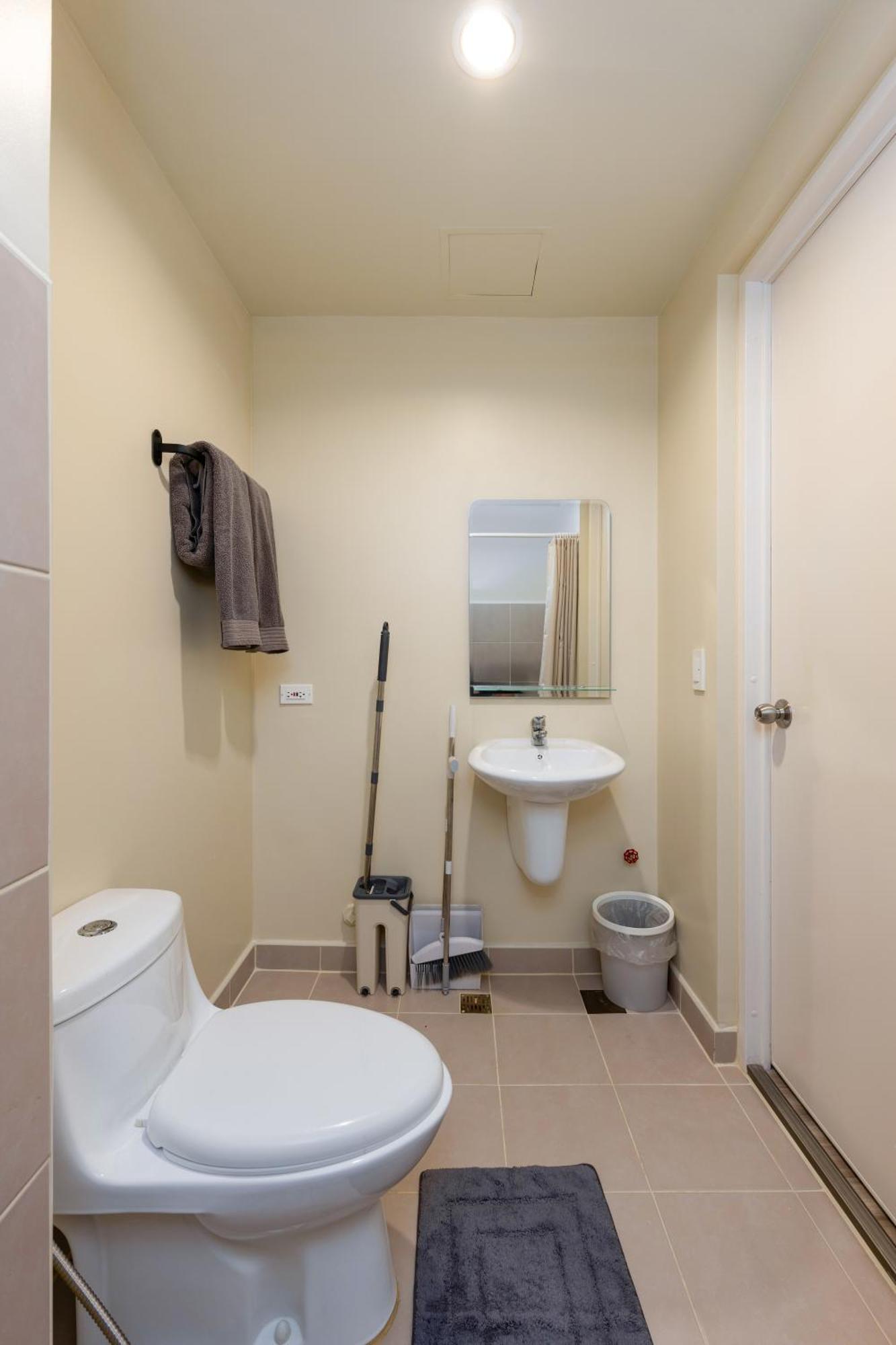 Furnished In Avida Towers Riala, It Park With Pool, Fast Wifi, Netflix And * Cebu